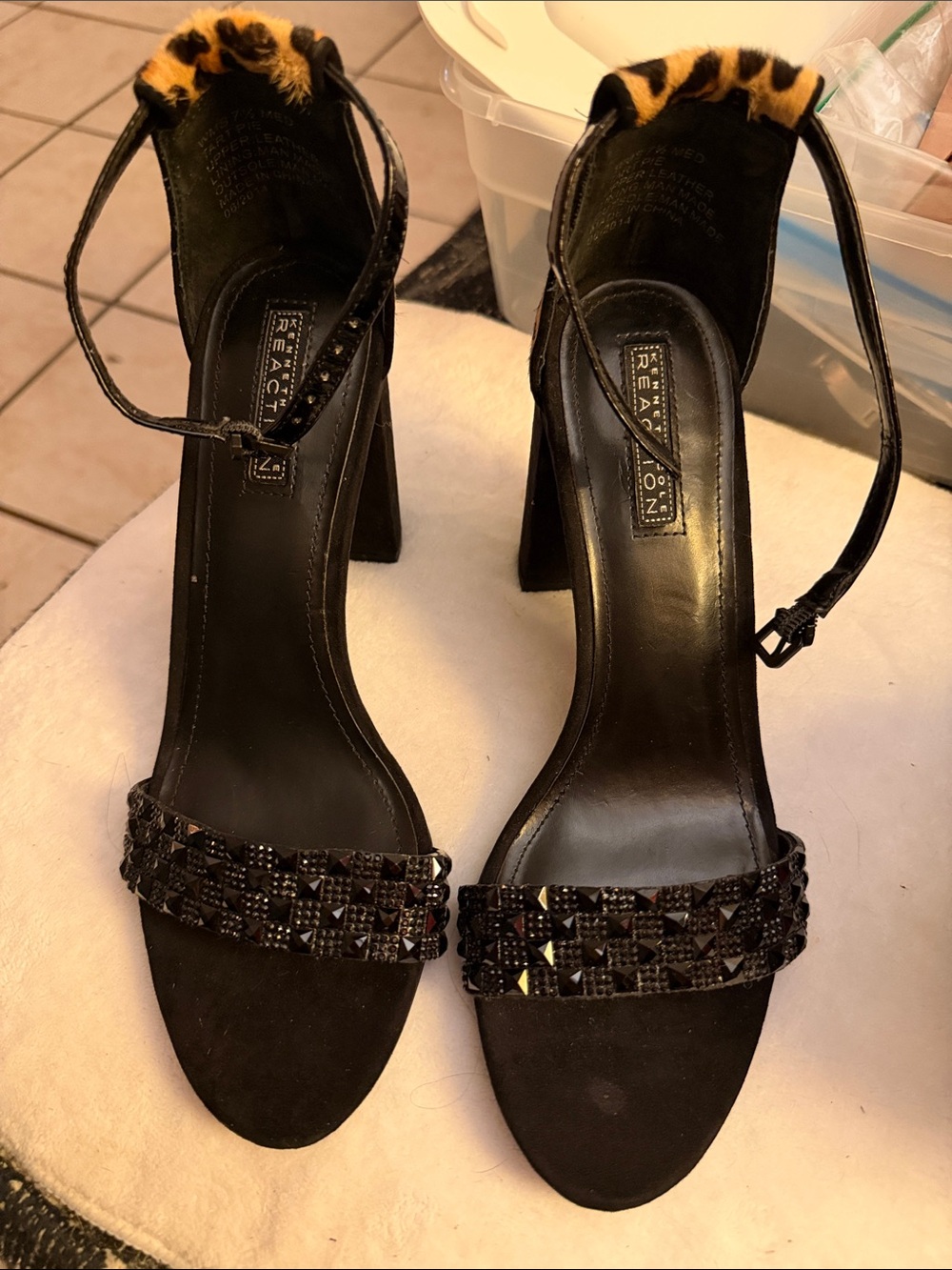 Kenneth Cole Reaction Black Strappy Block Heels with Leopard Accent